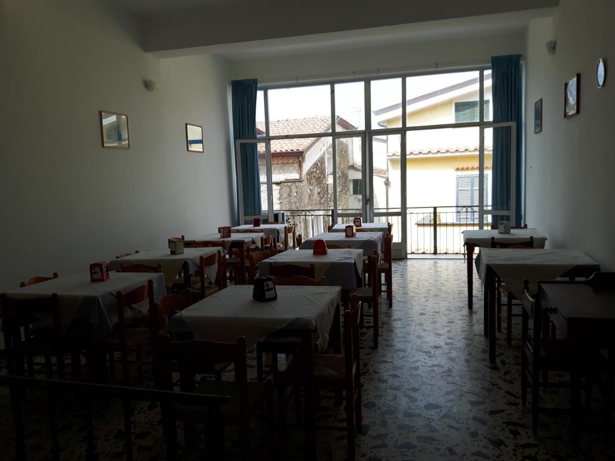 Hotel Parigino à Palinuro Extérieur photo