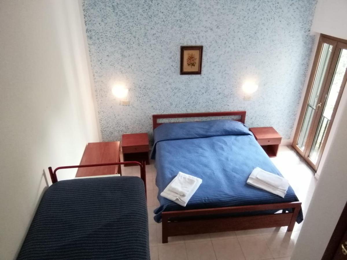 Hotel Parigino à Palinuro Extérieur photo